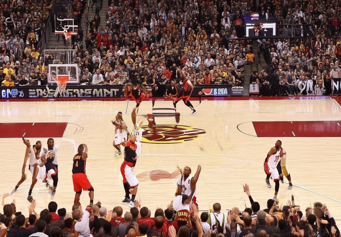 2016年NBA东决：骑士猛龙巅峰对决回顾